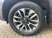 Toyota Land Cruiser 26