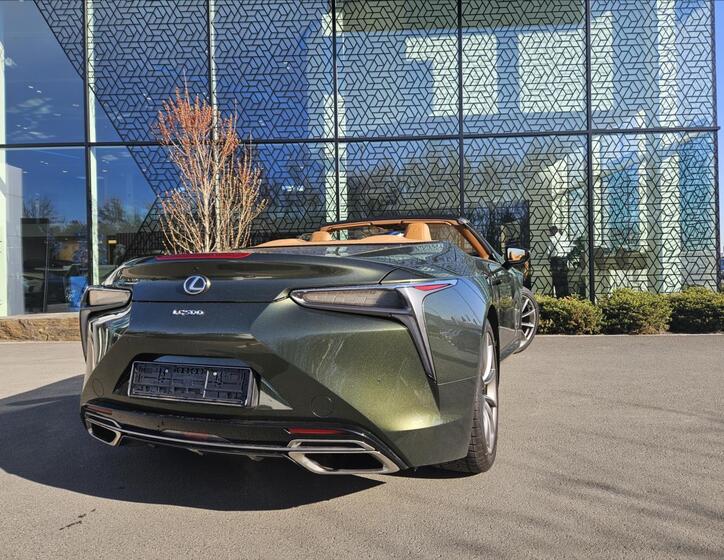 Lexus LC 500 11