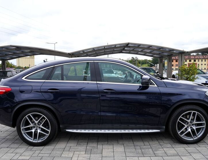 Mercedes-Benz GLE 7