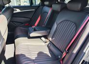 Hyundai Genesis 13
