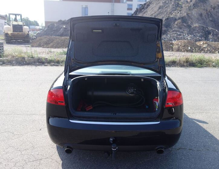 Audi A4 24