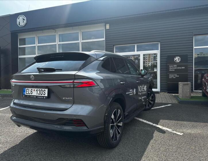 MG HS 2
