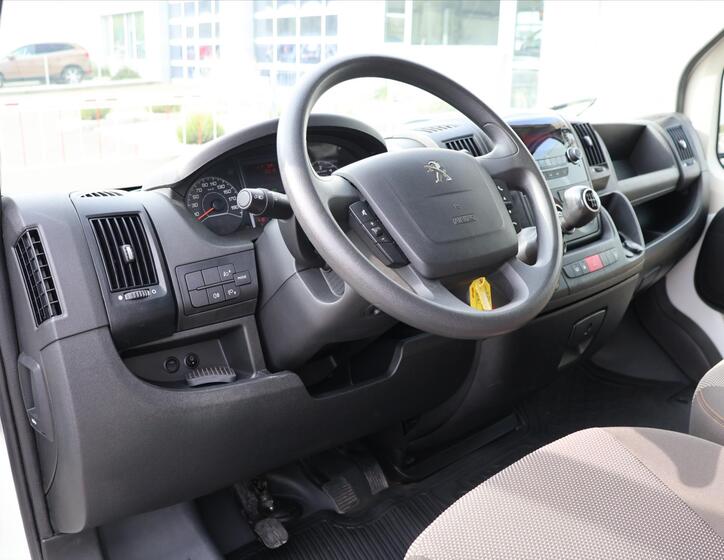 Peugeot Boxer 21