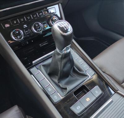 Škoda Superb 25