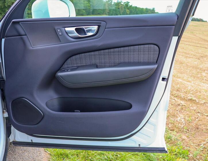 Volvo XC60 14