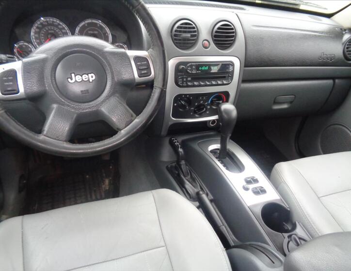 Jeep Cherokee 16