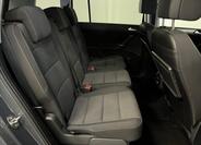Volkswagen Touran 24