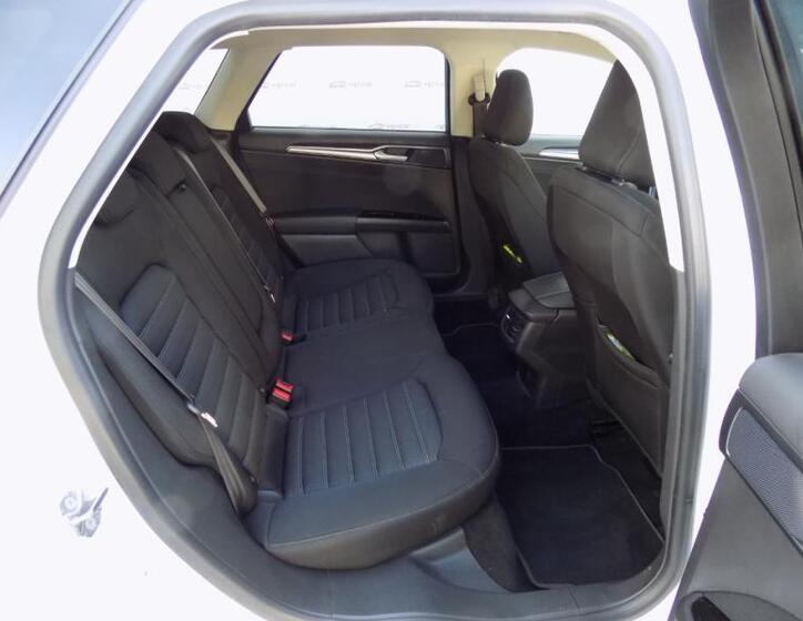 Ford Mondeo 18