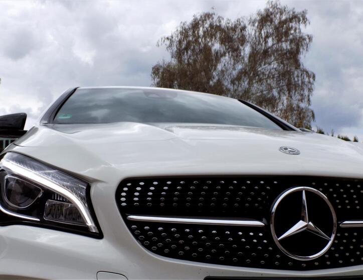 Mercedes-Benz CLA 12