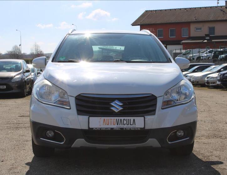 Suzuki SX4 S-Cross 2