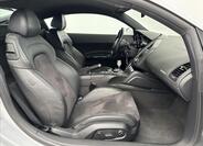 Audi R8 20