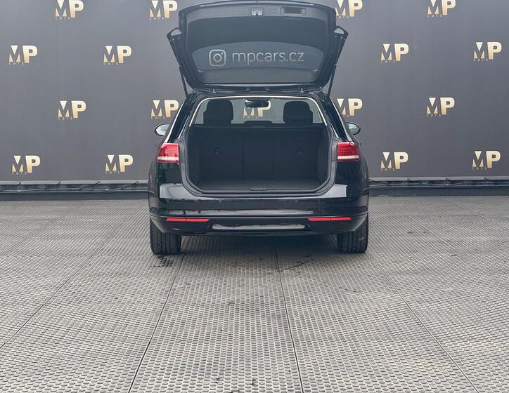 Volkswagen Passat 9