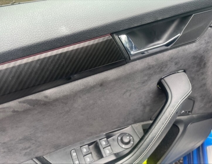 Škoda Superb 11