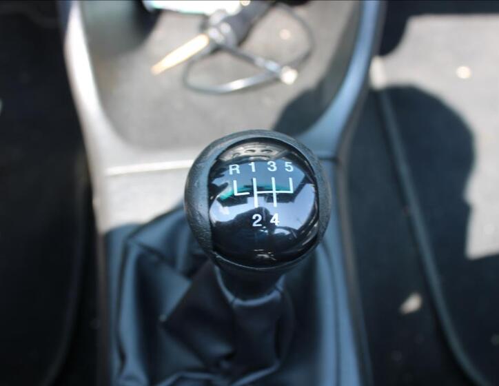 Volkswagen Golf 24