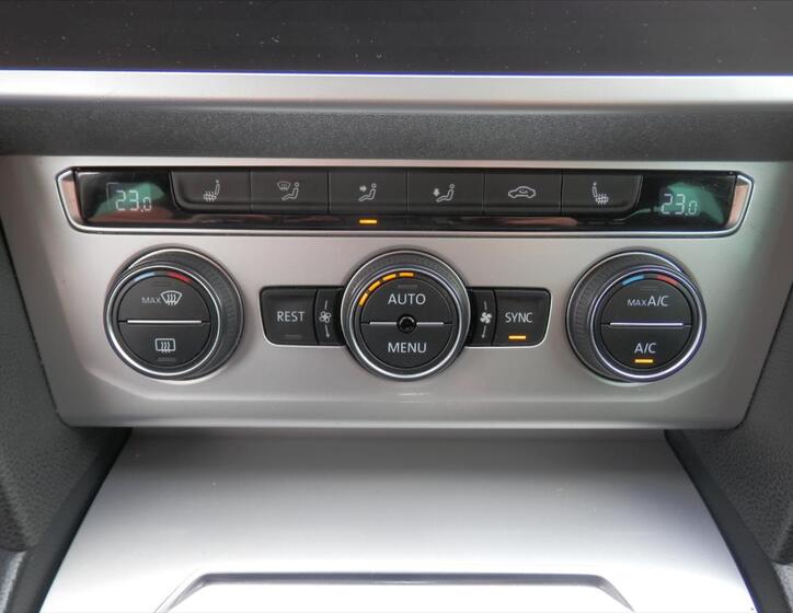 Volkswagen Passat 20