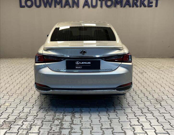 Lexus ES 300 12