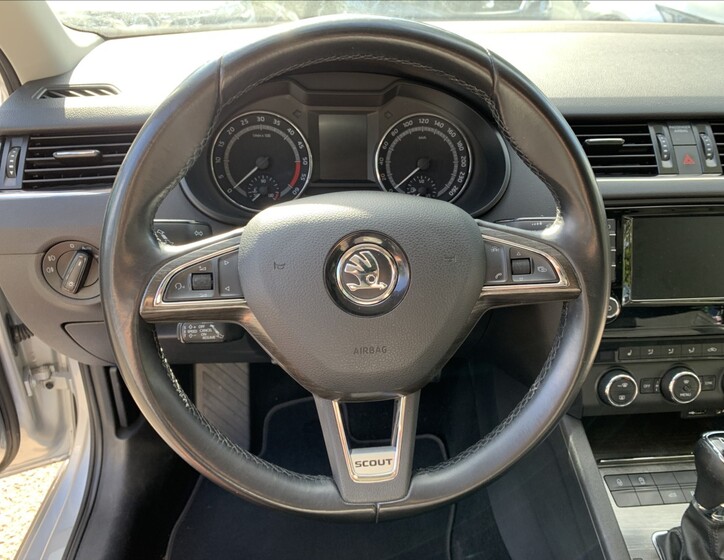 Škoda Octavia 10