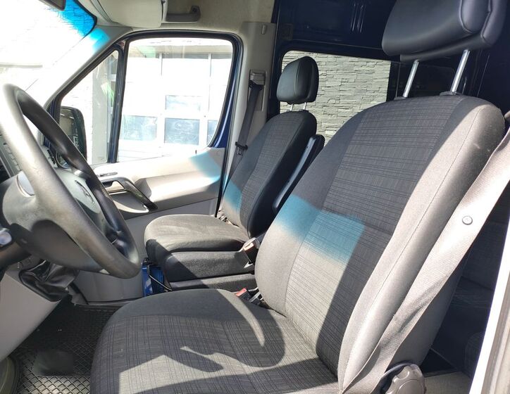 Mercedes-Benz Sprinter 7