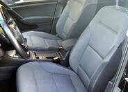 Volkswagen Golf 28