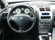Peugeot 407 26