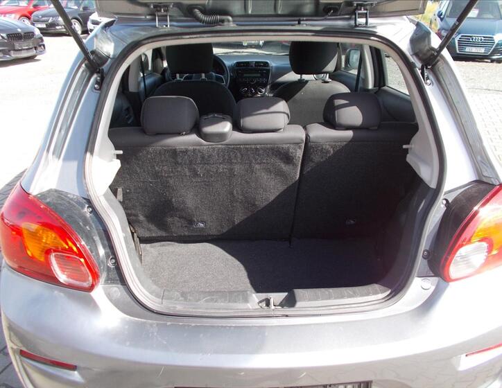 Mitsubishi Space Star 14