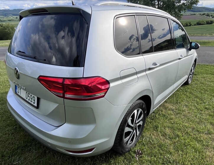 Volkswagen Touran 4