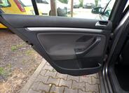 Volkswagen Golf 19