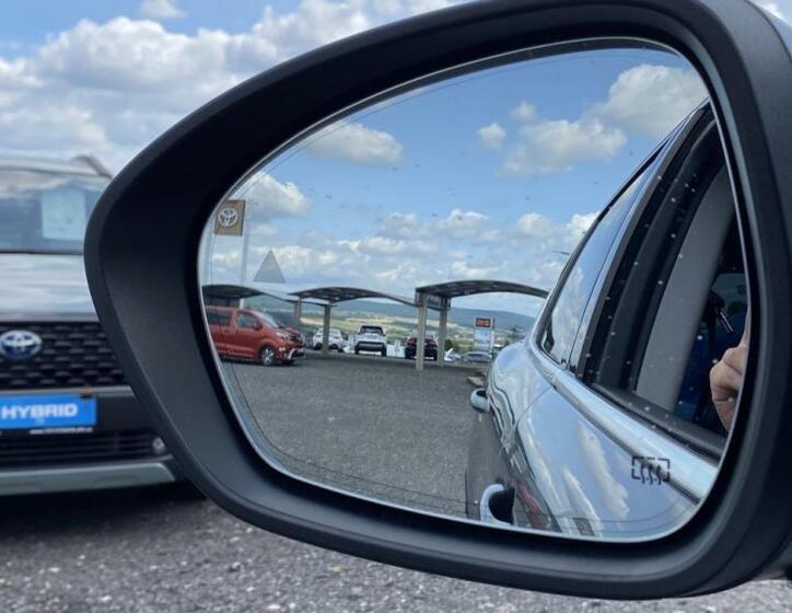 Alfa Romeo Stelvio 29