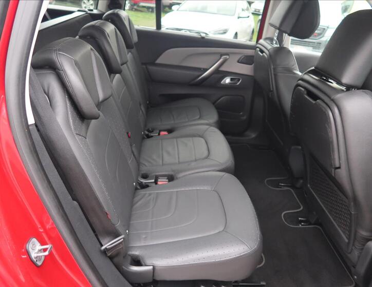 Citroën Grand C4 SpaceTourer 23