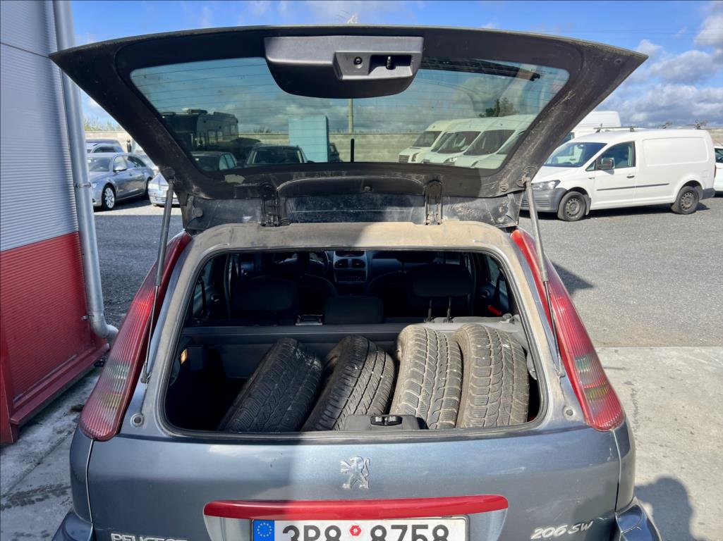 Peugeot 206