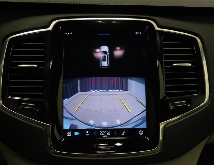 Volvo XC90 27