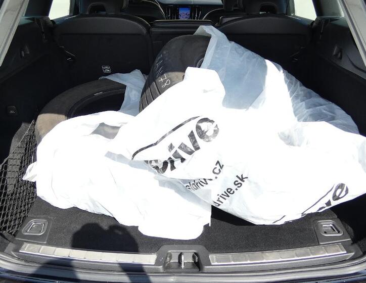 Volvo XC60 19