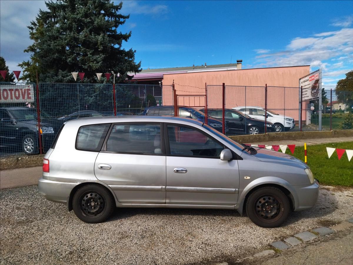 KIA Carens