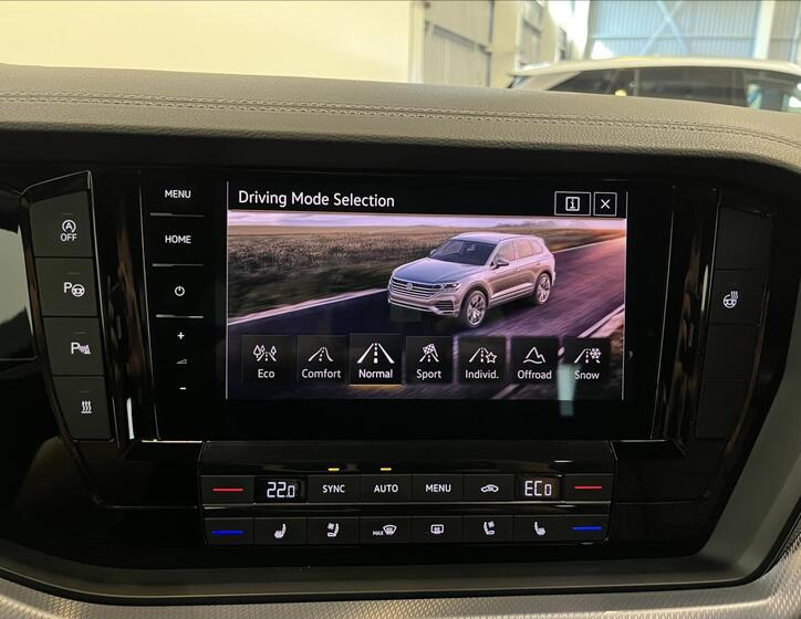 Volkswagen Touareg 7