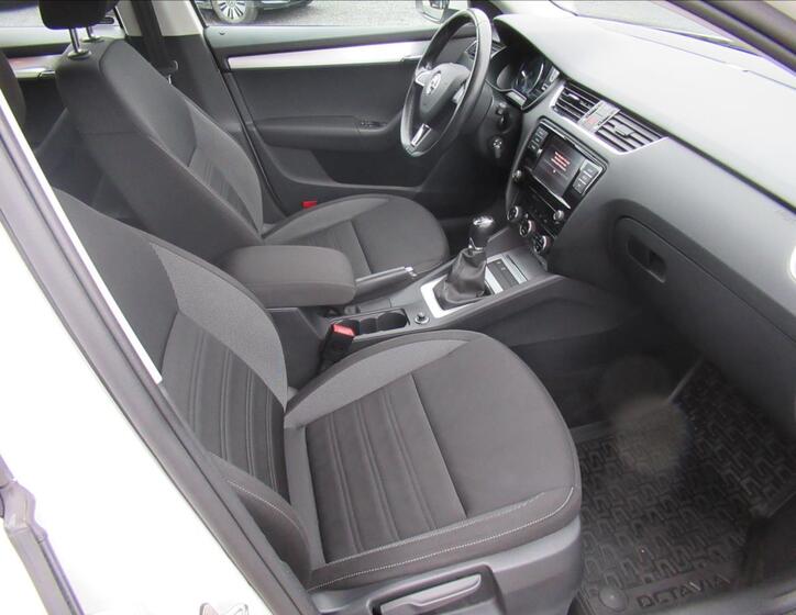 Škoda Octavia 15