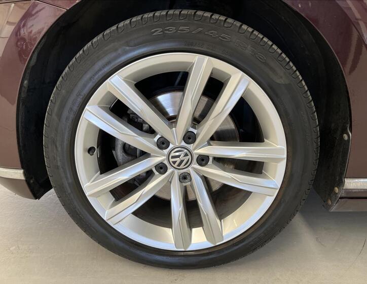 Volkswagen Passat 34
