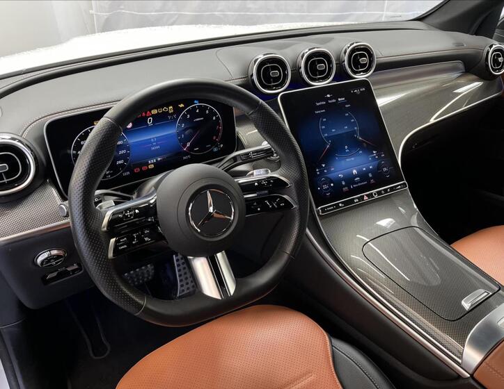 Mercedes-Benz GLC 9