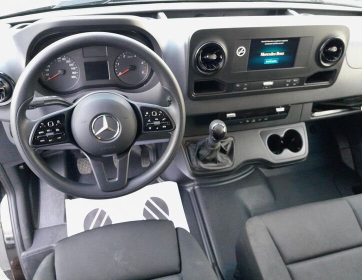 Mercedes-Benz Sprinter 20