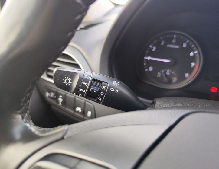 Hyundai i30 25
