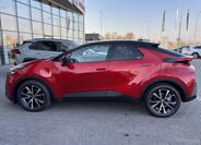 Toyota C-HR 4