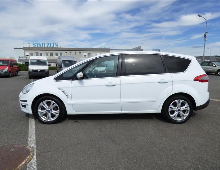 Ford S-MAX 6