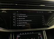 Audi Q8 8