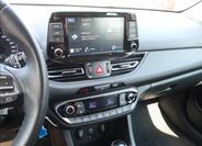 Hyundai i30 24