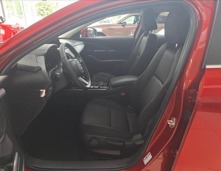 Mazda CX-30 3