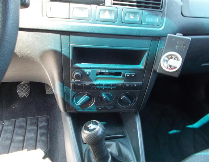 Volkswagen Golf 19