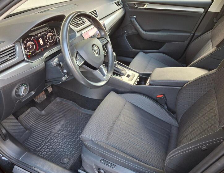 Škoda Superb 10