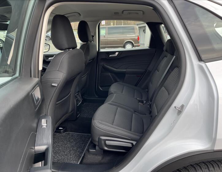 Ford Kuga 17