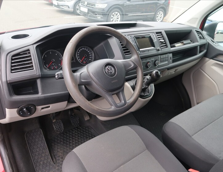 Volkswagen Transporter 11