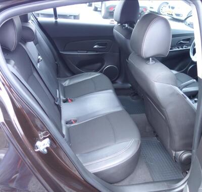 Chevrolet Cruze 13