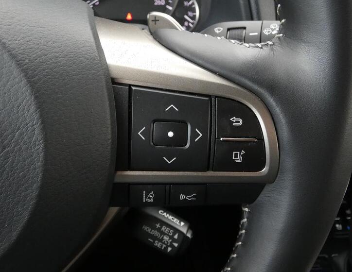 Lexus RX 300 12